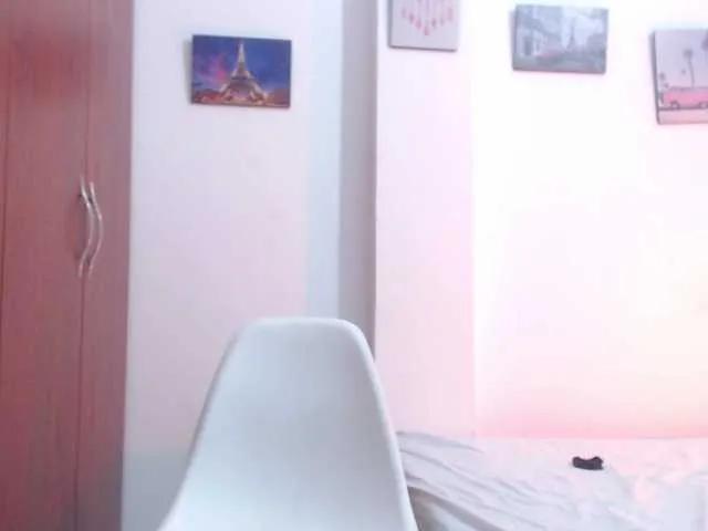 Queen-dayanna — It makes me very hot to activate my lovense