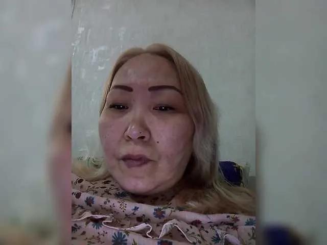 Qweentis — Freechat on BongaCams