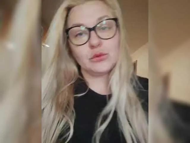 WifeyNusha — Generosity,  clever and  serious men    and   sexy girls