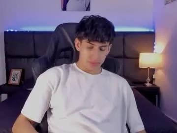 aaron_spencer13 — GOAL: CUM SHOW!! [1000 tokens remaining] Welcome to my room! #18 #cum #new #young #gay