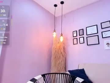 alana__rossetti on Chaturbate