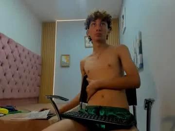 alantrickz365 on Chaturbate 
