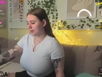 alli_aster on Chaturbate 