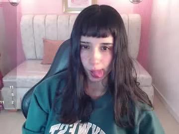 allyssa_bellini_s on Chaturbate 