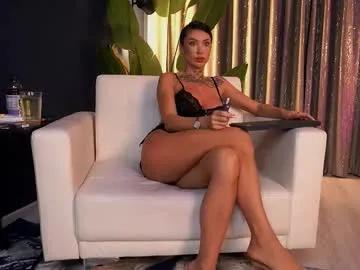 angelinarise — Funky Friday ! Start your weekend with an intense JOI session / fav patterns 111/222/333 #brunette #lovense #curvy #mature #deepthroat