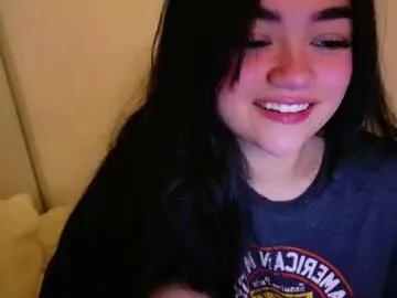 annatigarr — lick syrup off your mom #bigboobs #smalltits #cougar #milf #19yearsold #normalnipples