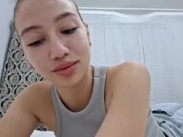 asuncionedgeman — Hello, i am Diana! Goal: Doggy (5min)  #cute #teen #18 #blonde #shy [0 tokens remaining]