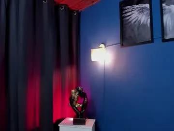 chrristopher77 on Chaturbate 