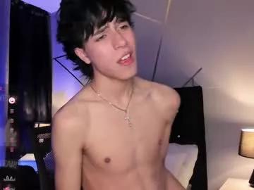 chrristopher77 on Chaturbate 