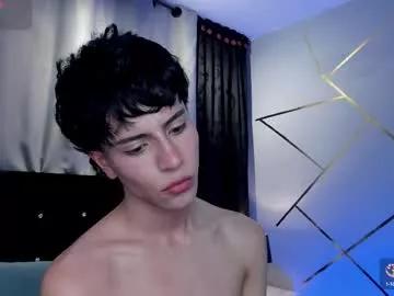 chrristopher77 on Chaturbate 