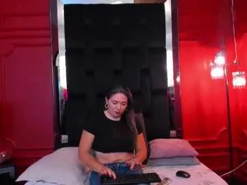 dahianeconnor — Your sexy milf #jeans #legs #muscles #mature #gym