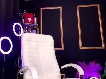 deeadiamond on Chaturbate 