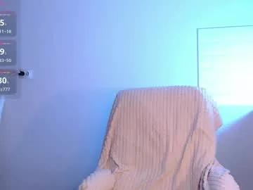 evahailey_ — come have fun with me :) #muscle #feet #fit #sph #nonude -- Current Goal: dress up till underboobs+abs flex at 555 tokens -- Next Goal: just cuz im hot:)