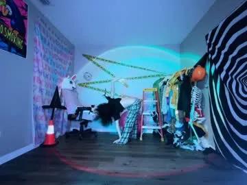 hexivu — belly dance balancing @ goal #weird #dance #goth [0 tokens remaining]