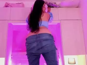 lilywhitee1 on Chaturbate 