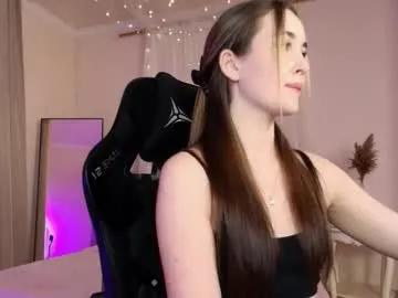 melisssa_evanss — GOAL: Show panties [150 tokens remaining] Welcome to my room! #feet #blonde #asian #bj #new