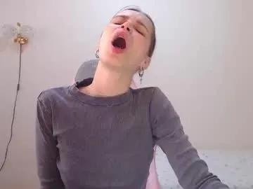 milly_ross23 on Chaturbate 