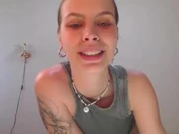 milly_ross23 on Chaturbate 