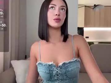 monika_reed1 — doggy [702 tokens left] #teen #18 #blowjob #cute #natural