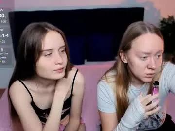 nanami_v02 — TOPLESS AND PLAY WITH TITS [192 tokens left] #lesbian #bigass #teen #strapon #skinny #smalltits