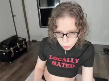 saradesirexo on Chaturbate 
