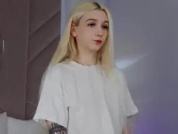 saramist — GOAL: Tease ass with finger [289 tokens remaining] Daddy issues  #smalltits #18 #anal #squirt #daddy