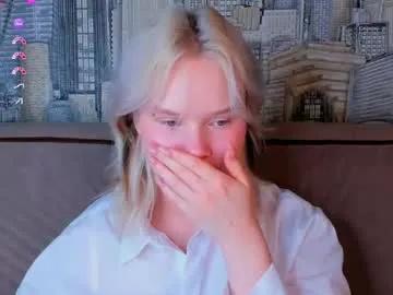 sooft_girl on Chaturbate 