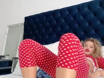 theislandgirl — type /menu in chat to see it. #goddess #latina #feet #worship #femdom