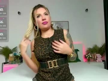 zoey_marye — Nasty girl dripping already Make me lose control ! #milf #bigass #squirt #dirtytalk #roleplay