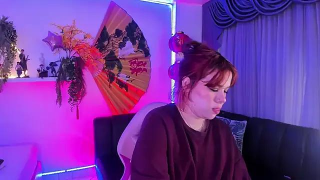 albaismynameX on StripChat 
