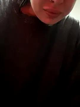 AlishaOfThorns — offer a blowjob to a buyer