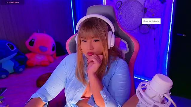 Allison_GAMERS on StripChat 