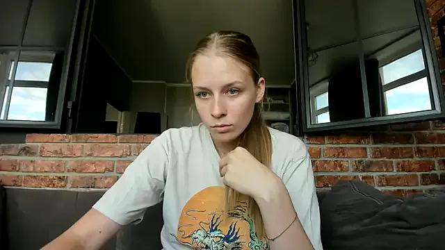 AnnNorriss on StripChat 