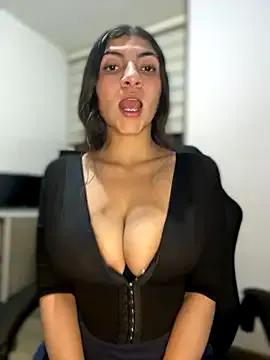 arieel__722 — Freechat on StripChat