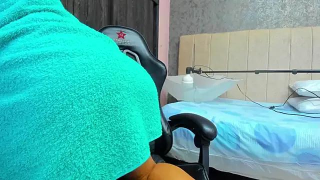 ava-am on StripChat 