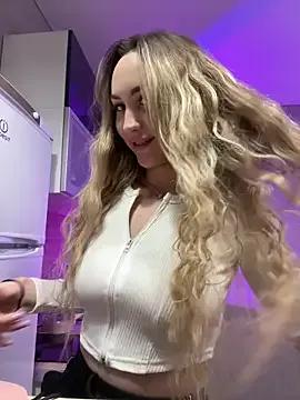 Best_Blondie1 — my friends spank my ass in doggy