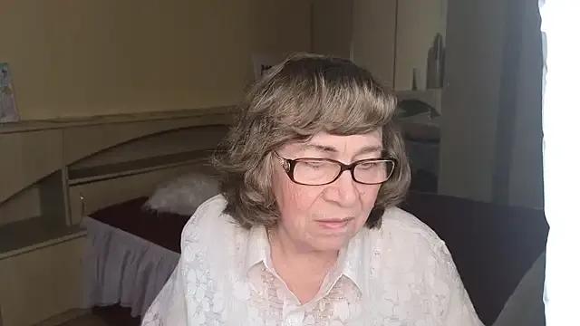 Betty_Brick on StripChat 