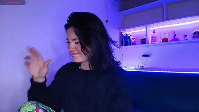 Brandy_collinss — Undress and put pantyhose in mouth