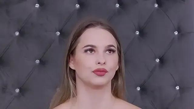 Ellsa_Jean_ on StripChat 