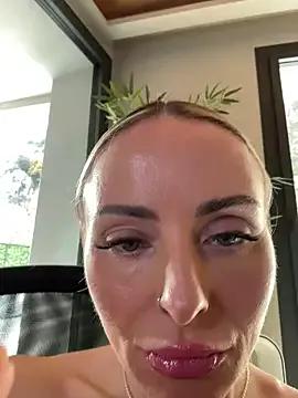 EmaSalis — Freechat on StripChat