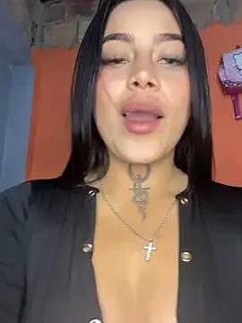 Emily_sharlot — oil and saliva on my tits 