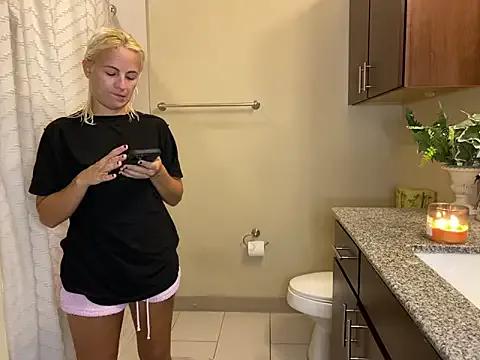 girlfriendmissy's avatar