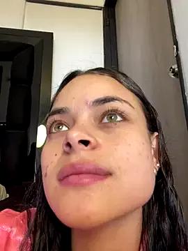 HannaRhodes on StripChat 