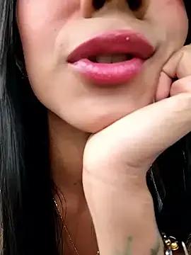 Juliana_Xander — Freechat on StripChat