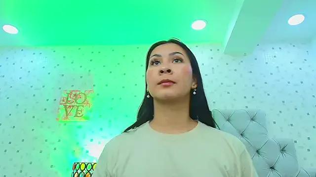 JulietaReyess — play with nora