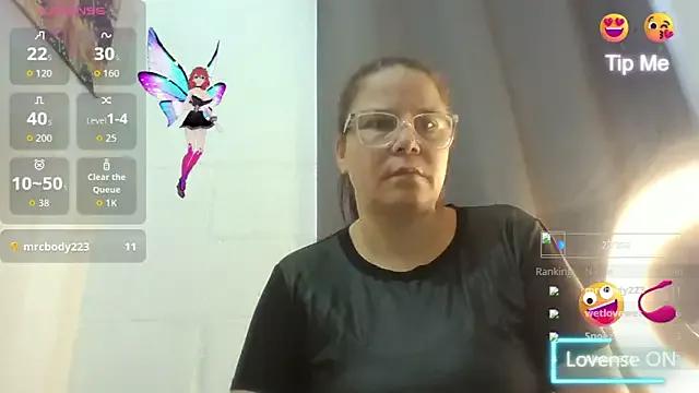 latinamaster's avatar