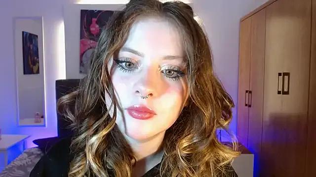 Lil_bela on StripChat 