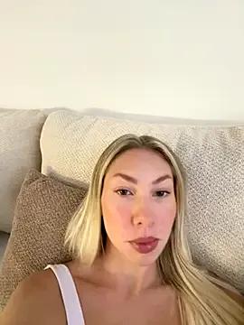 LuisaBecker — Snapchat last tip 