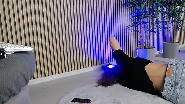 MaddieRay on StripChat 