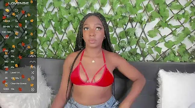 MayaaCardenas on StripChat 